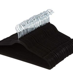 Set of 25 black slim velvet hangers